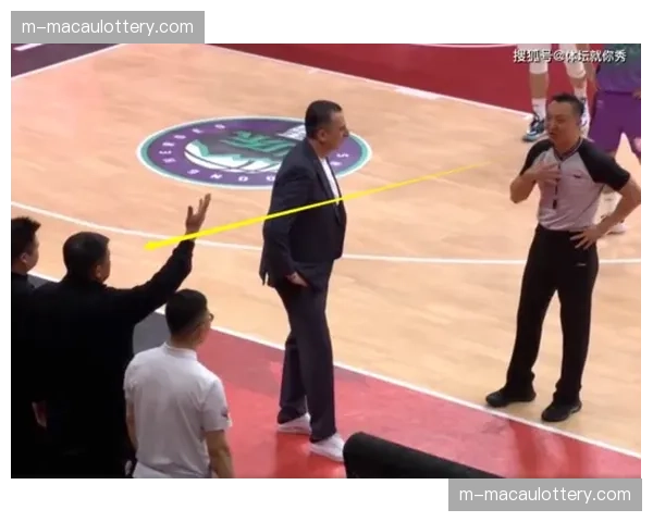 裁判赛后认错机制被指形同虚设，联盟如何平衡商业利益与竞技公平